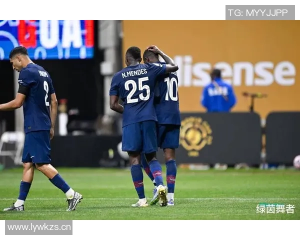 皇马对阵巴黎直播视频全程回放及精彩瞬间解析